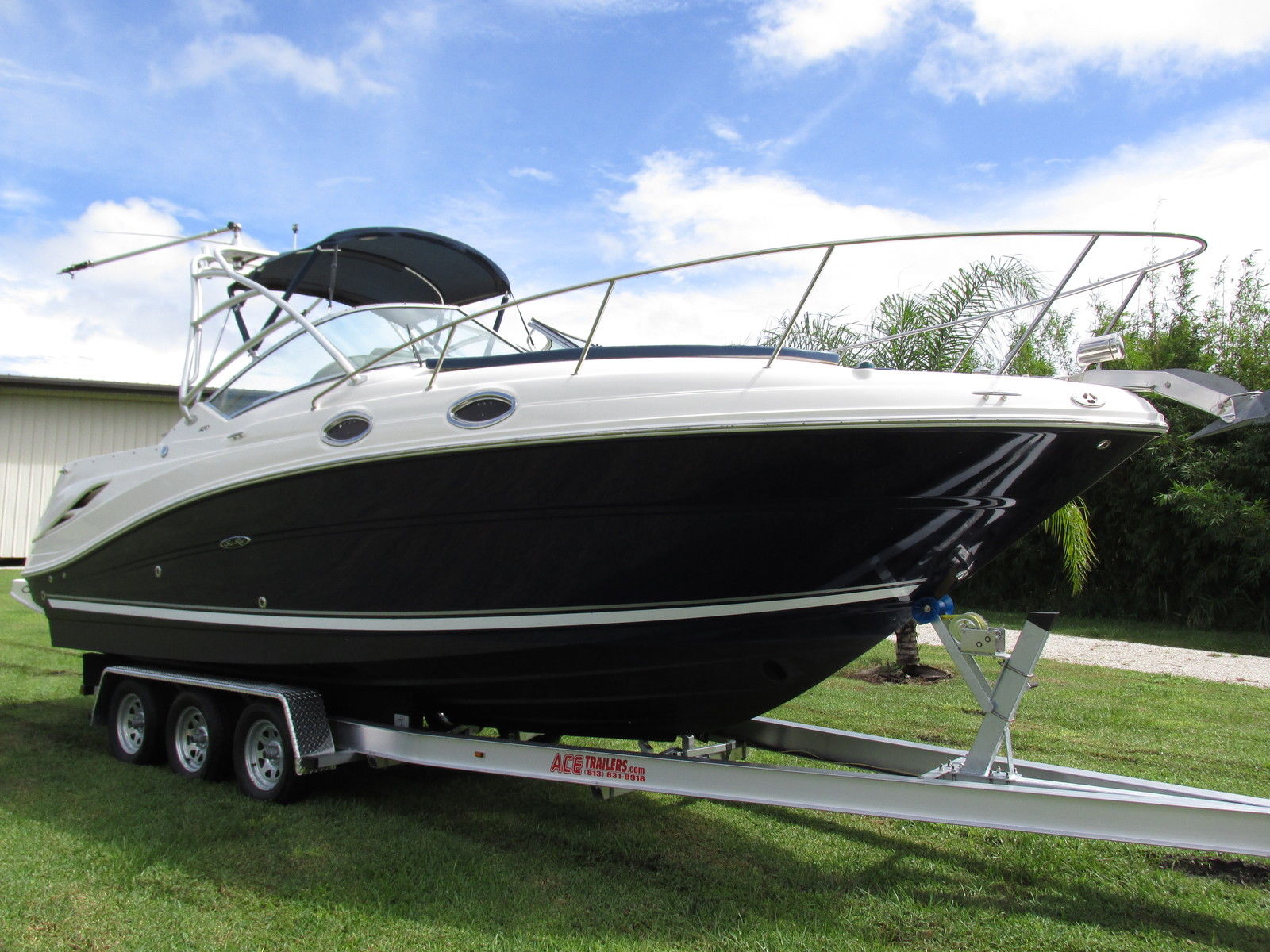 2005 Sea Ray 270...