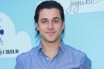 David Henrie, How I Met Your Mother, disney actor david henrie held for gun at lax airport, Los angeles airport