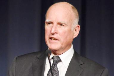 California governor Jerry Brown supports Hillary Clinton