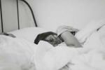 oversleeping depression, i sleep too much what's wrong with me, 6 dangerous side effects of oversleeping, Migraine