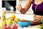 Fruits for Women, Fruits for Women list, fruits women should eat for better health, Papaya
