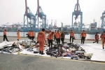 Indonesia, remains from Indonesia plane crash, indonesia plane crash search team recovers more remains, Us warship