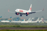 Ayorbaba, Boeing 737 Max 8, indonesia plane crash video show passengers boarding flight, Rescuers