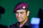 MS Dhoni, MS Dhoni, ms dhoni likely to unfurl tri color in leh on indian independence day, Kashmir valley