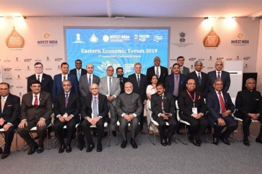 Watch: Narendra Modi Refuses Sofa, Opts to Sit on Chair Watch: Narendra Modi Refuses Sofa, Opts to Sit on Chair