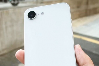 Leaked: iPhone SE 4 to have a Single Rear Camera Unit Leaked: iPhone SE 4 to have a Single Rear Camera Unit