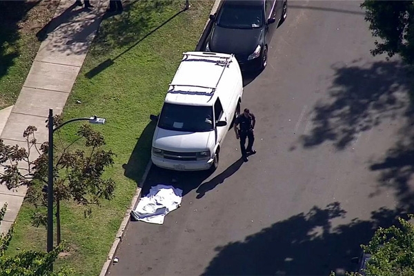 Deadly shooting at three locations in Palms, Los Angeles},{Deadly shooting at three locations in Palms, Los Angeles