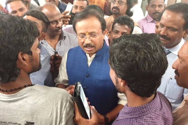 India's MoS External Affairs Minister V Muraleedharan Pledges to Resolve Major Expat Issues in UAE