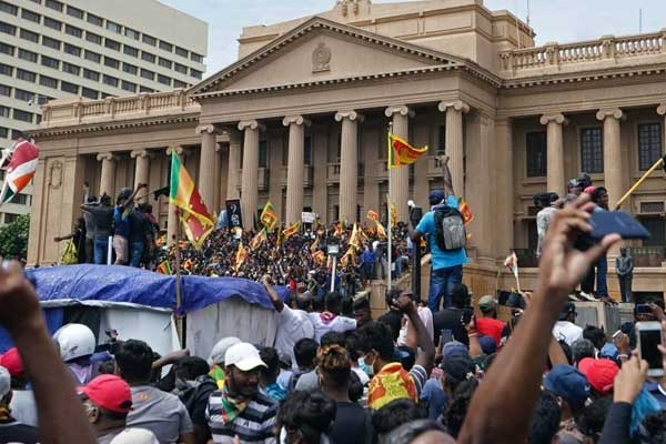 Sri Lanka Crisis: Protestors Break into PM's Office